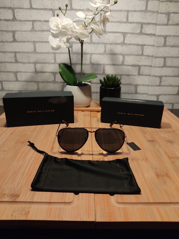 Lunettes de soleil Daniel Wellington neuve