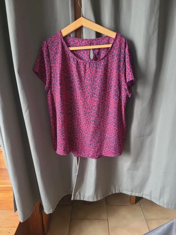 Haut blouse legere T 48