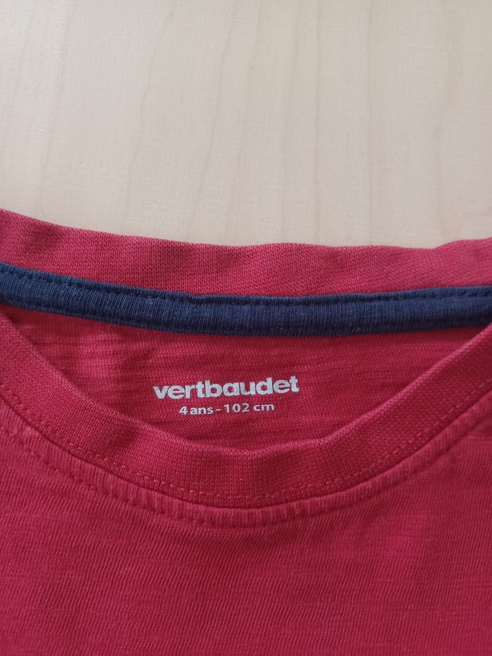 Tee shirt rouge - photo numéro 3
