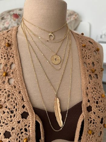 Collier à plusieurs rangs en laiton or