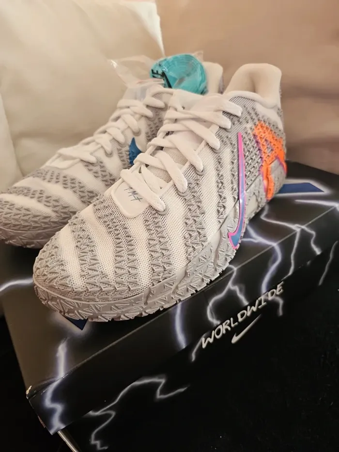 🔥Nike Ja3 "Light Show" T.44,5🏀
