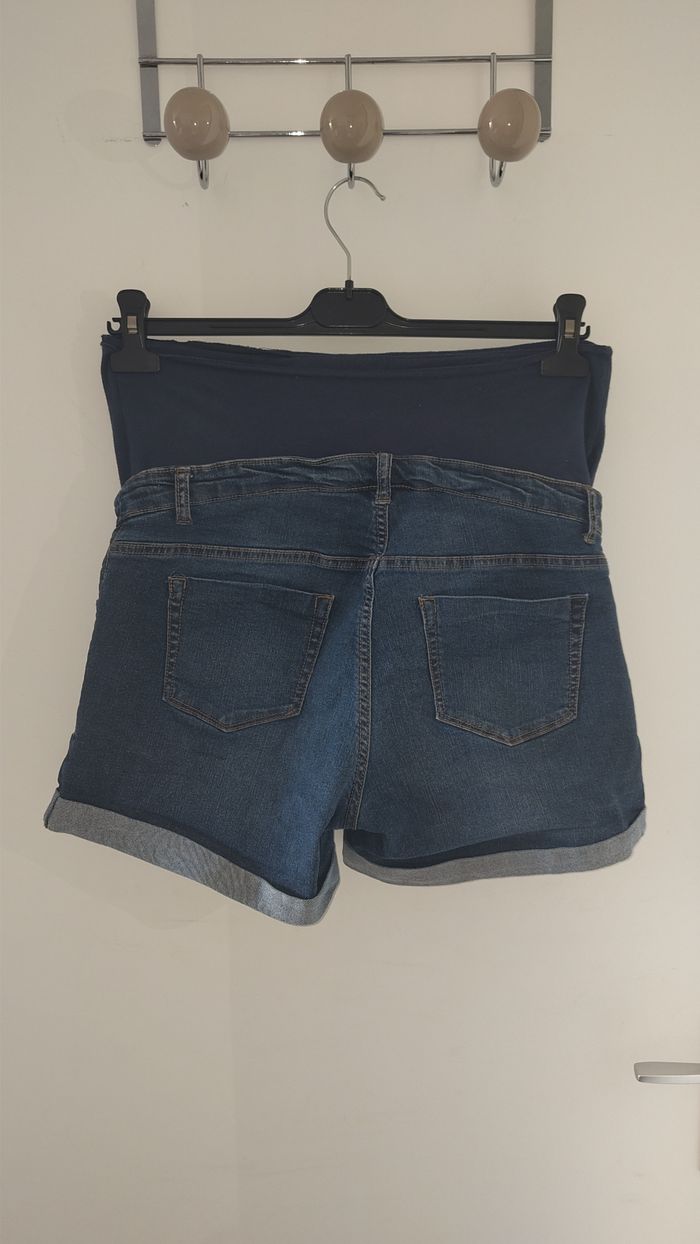 Short maternité - photo numéro 6
