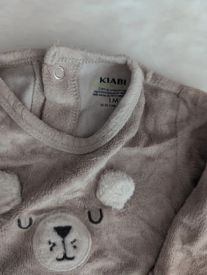 Pyjama 1 mois - photo numéro 2