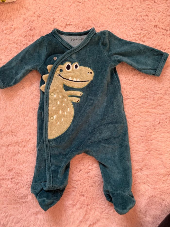 Lot 3 pyjamas 1mois - photo numéro 4