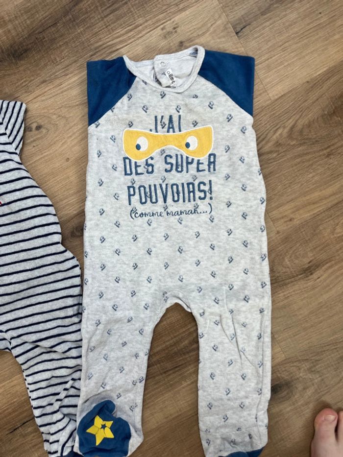 Lot de 2 pyjamas 18 mois - photo numéro 2