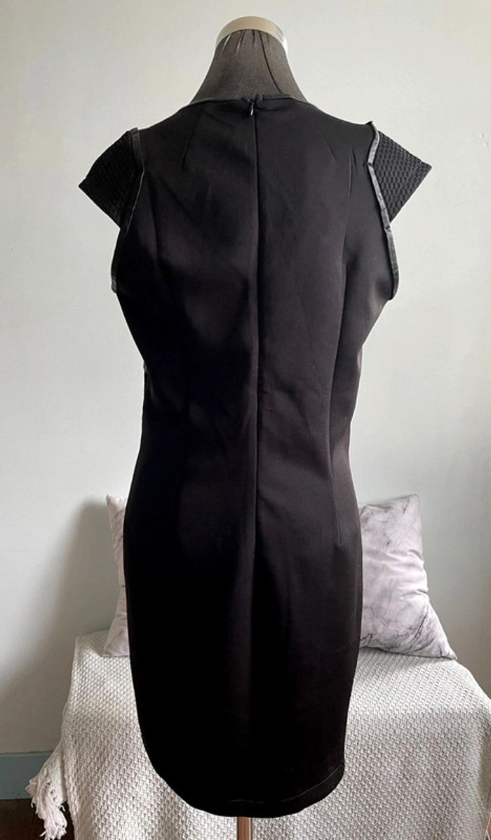 Petite robe noir L'amie de Paris. - photo numéro 2