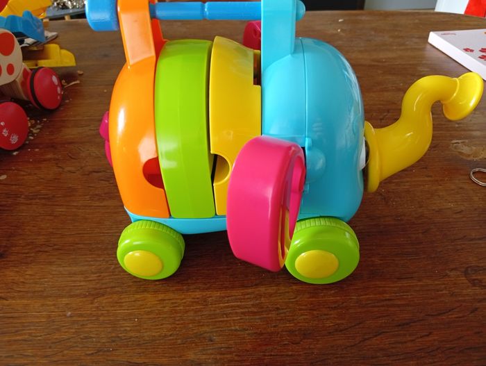 Éléphant orchestre Tomy - photo numéro 2