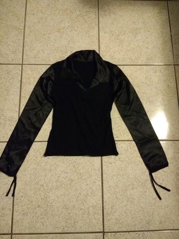 Petit pull noir bi matière de taille XS