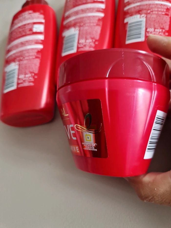 Shampoing et soins (4) spécial cheveux colorés. - photo numéro 5