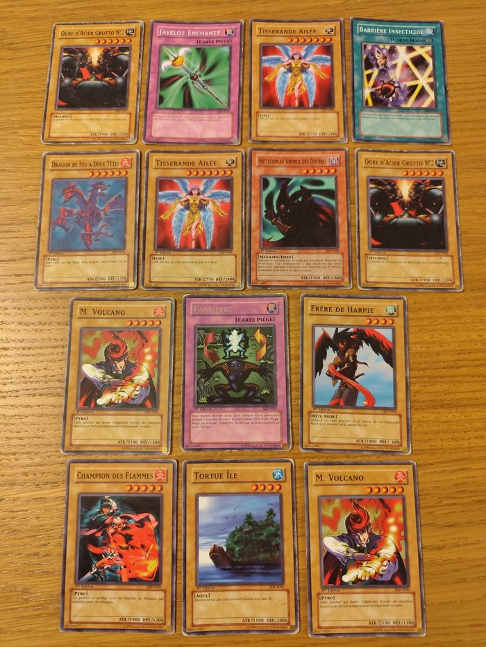 Lot 14 cartes anciennes Yu-Gi-Oh SDP Serviteur du Pharaon édition 1 - photo numéro 1