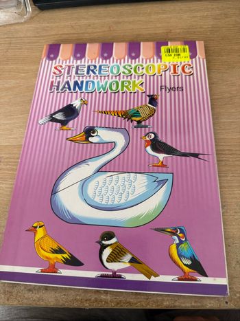 Stereoscopic handwork flyers