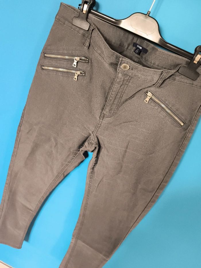 Pantalon - photo numéro 3