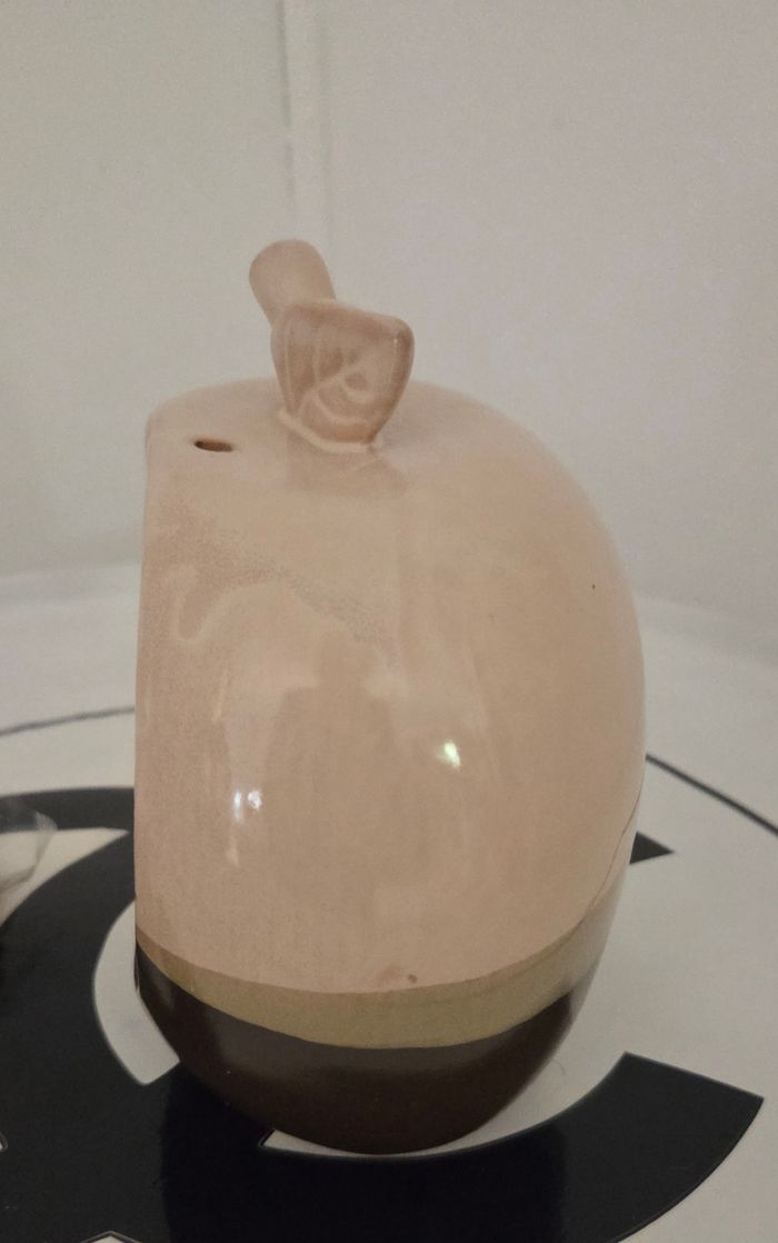 Brûleur d’encens en céramique  forme pomme + cônes parfumés  Très bon état - photo numéro 3