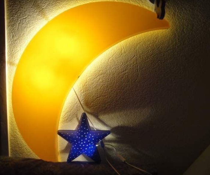 Veilleuses lune et étoile