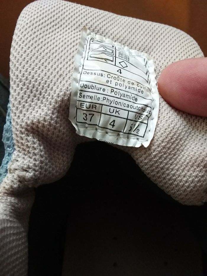 Chaussures de randonnée Aigle pointure 37 - photo numéro 4