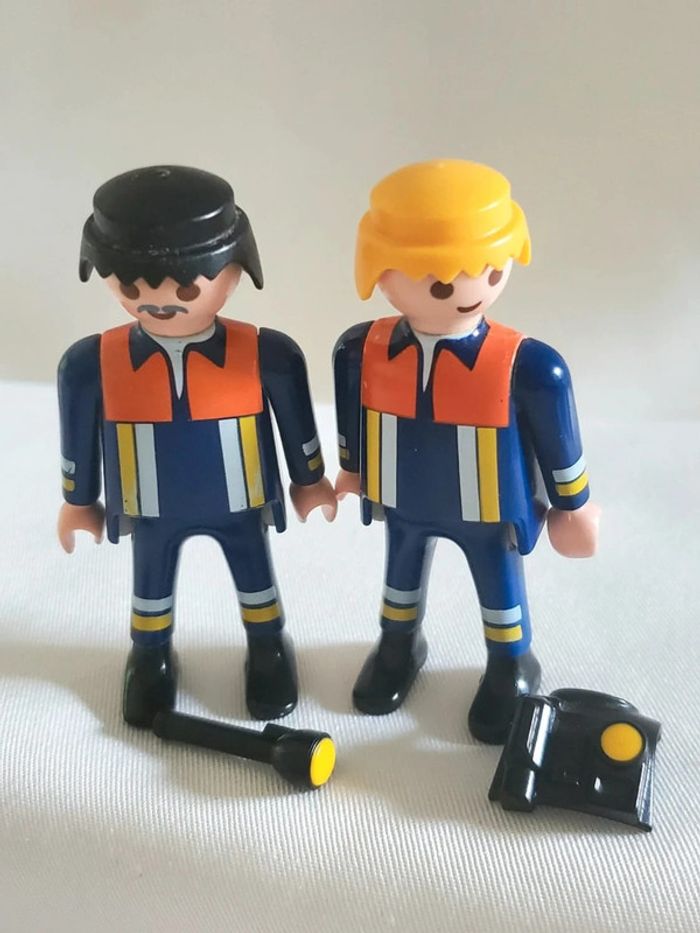 Personnages Playmobil Pompiers x 4 - photo numéro 7