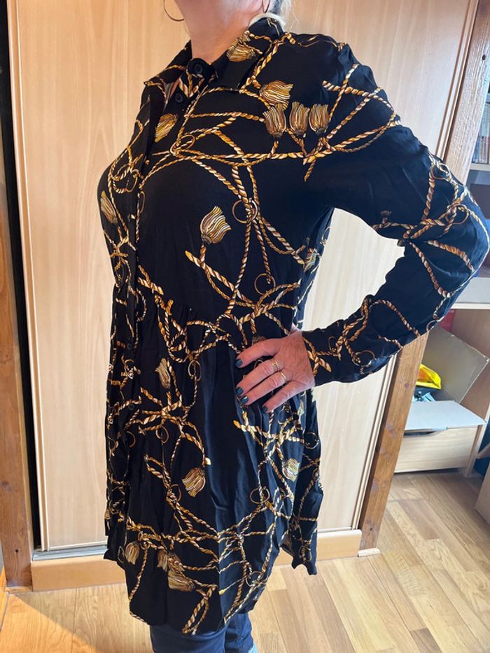 Robe à manche longue marque Stradivarius - photo numéro 3