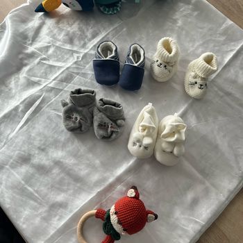 Lot petit chausson 0/6