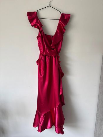 👗 Little Mistress - TL- Robe - bordeaux portefeuille à volants - Rose fuchsia- neuf sans étiquette