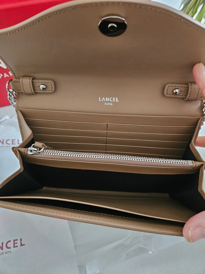 Sac Lancel bandoulière en 1 portefeuille. - photo numéro 3