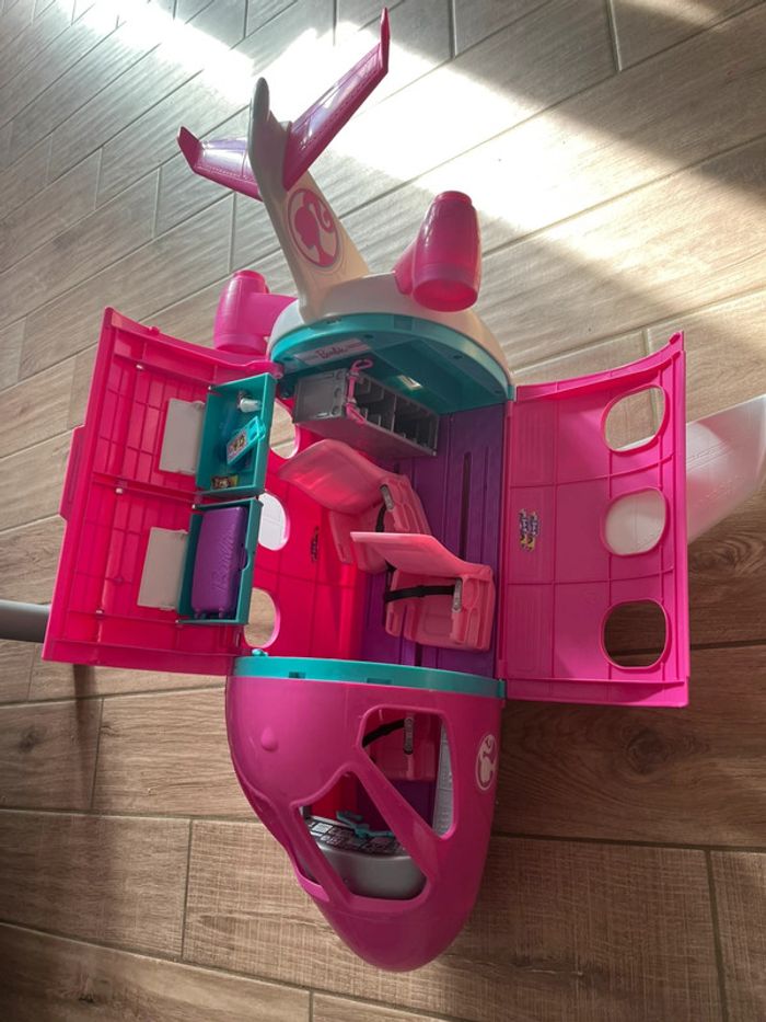 Avion barbie très bon état - photo numéro 3