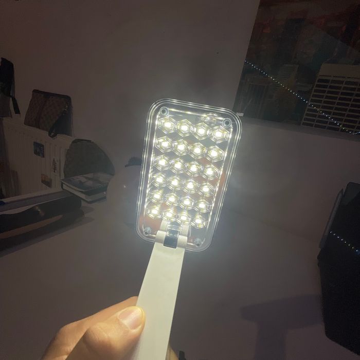 Lampe de bureau solaire - photo numéro 2