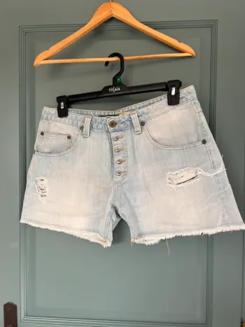 Short made in Italy - taille L - très bon état