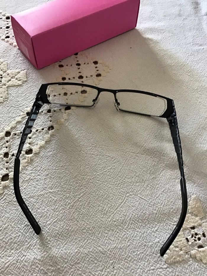 Lunette noire - photo numéro 4
