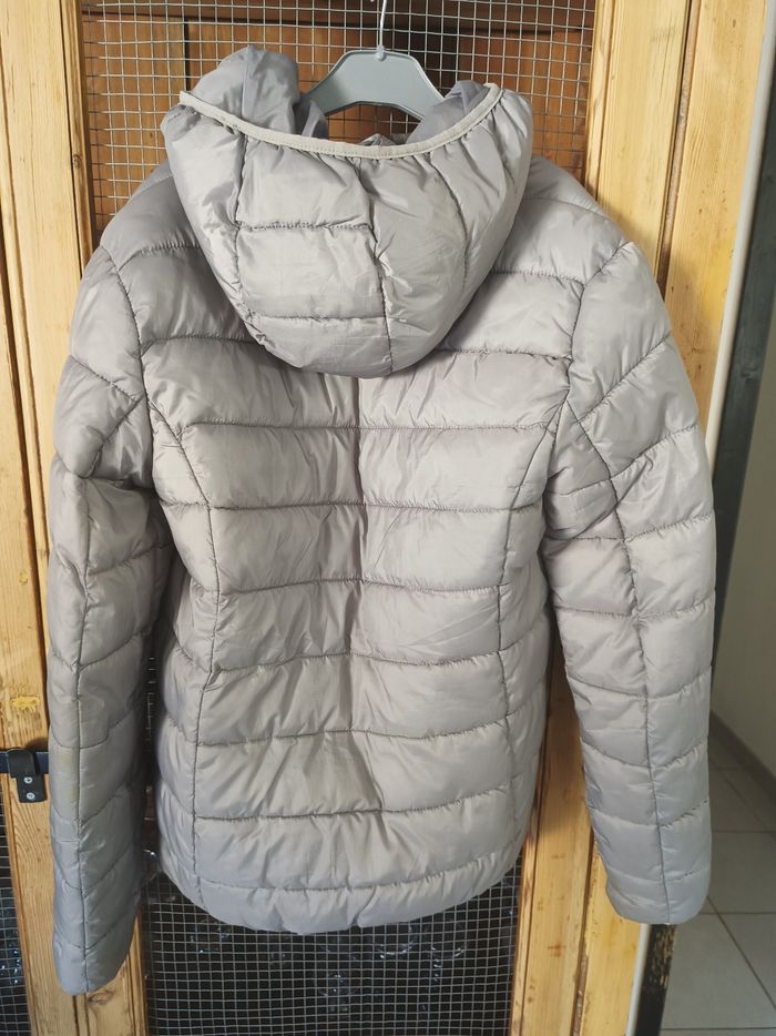 Veste Kiabi taille XS - photo numéro 2
