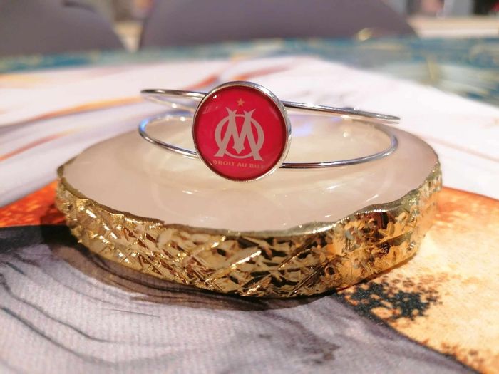 Bracelet manchette argenté Marseille rose