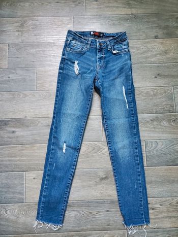 Jeans taille 34 très bon état Jennyfer