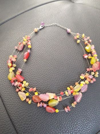 Collier multicolore