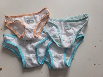 Lot de 4 culottes fille 2, 3 ans ,tex