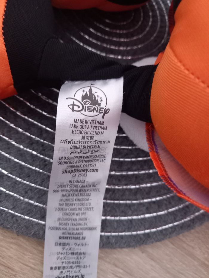 Peluche Minnie Disney store 2021 série halloween 🎃 40cm - photo numéro 7