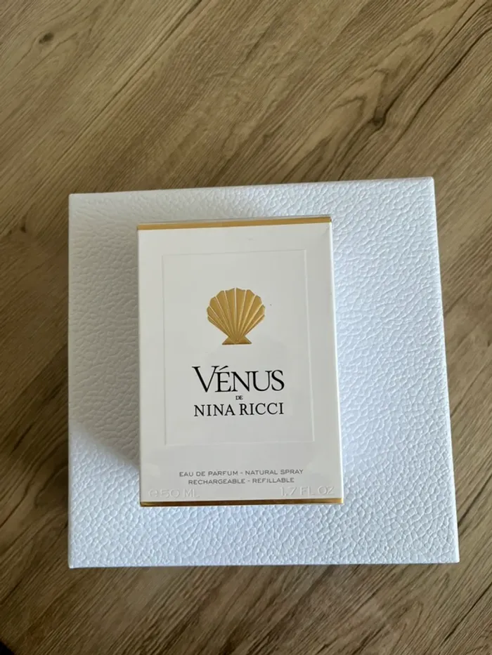 Parfum Vénus de Nina Ricci