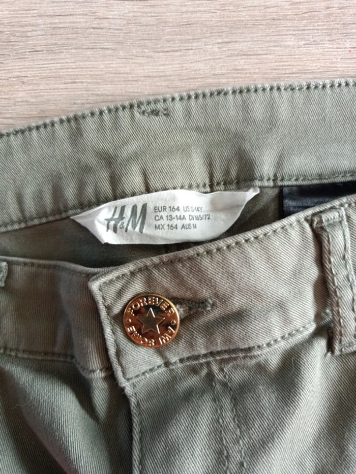 31. Short en jeans neuf H&M 164 13-14ans - photo numéro 3