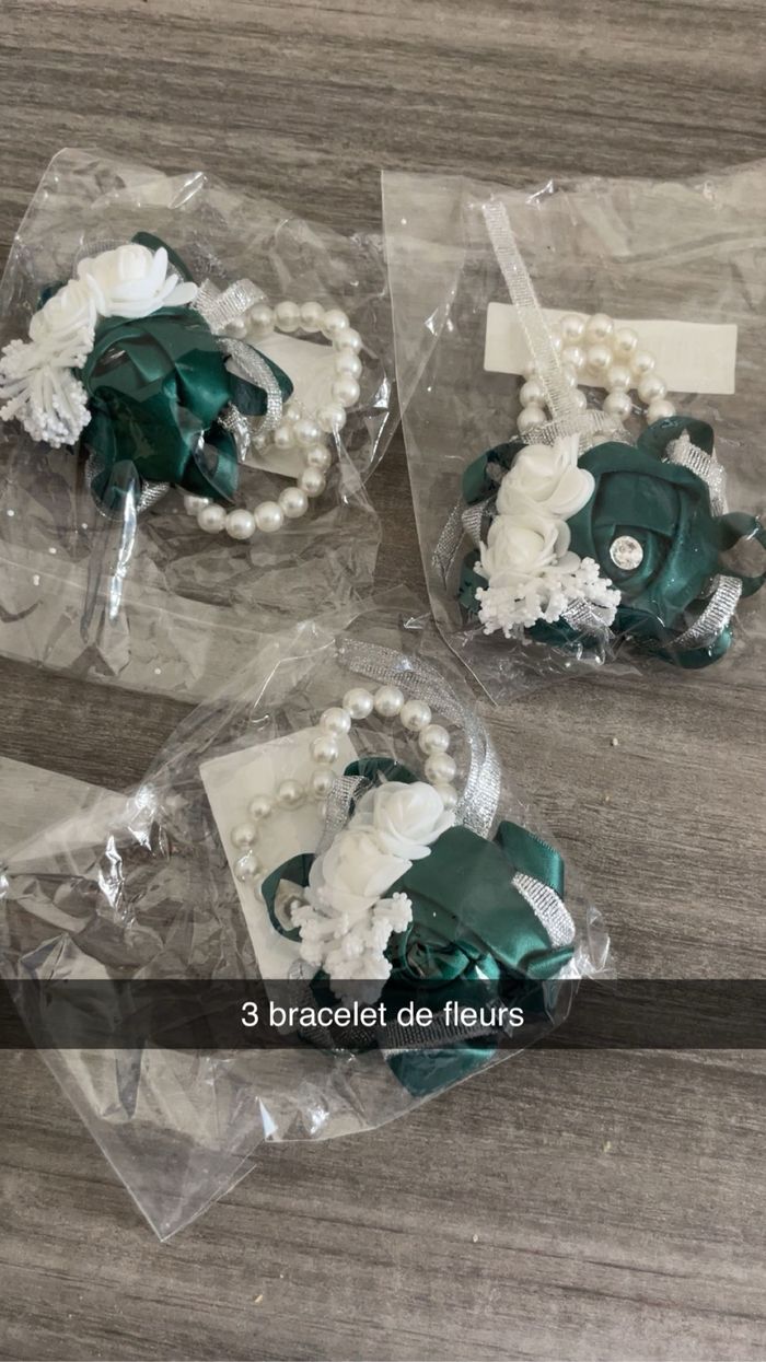 Bracelet fleur neuf