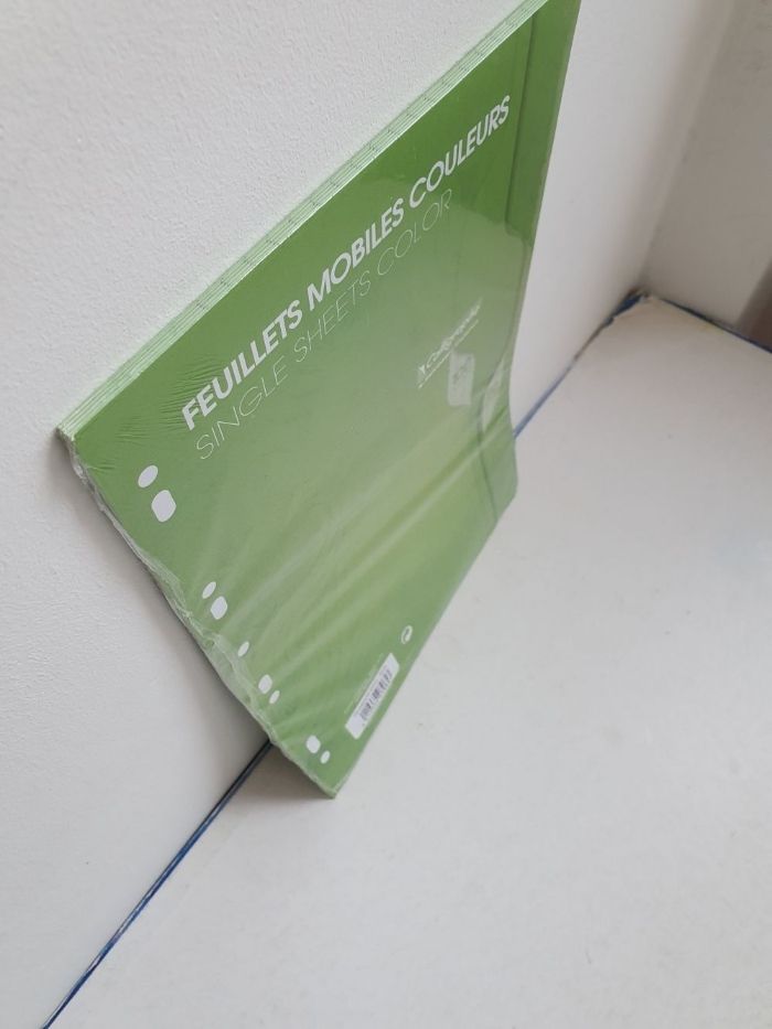 100 feuilles simples vertes A4 grands carreaux - photo numéro 3