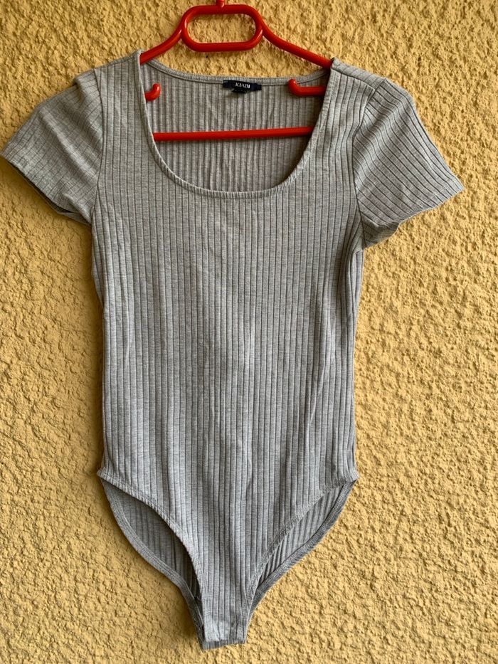 Body côtelé KIABI taille 36