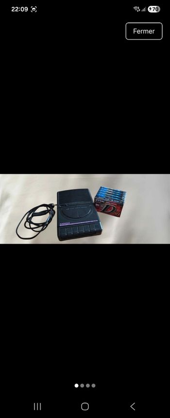 Magnétophone Radiola + 6 cassettes vierges + cassette Michel Sardou