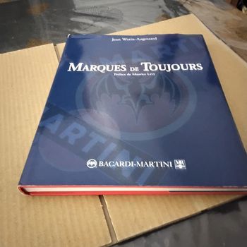 Marques de toujours Bacardi Martini