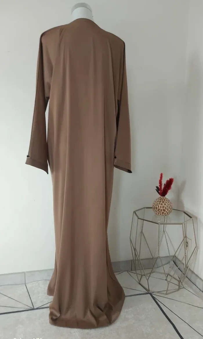 Robe dubai brune chic neuve - photo numéro 9