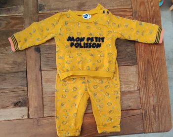 Ensemble taille 9 mois