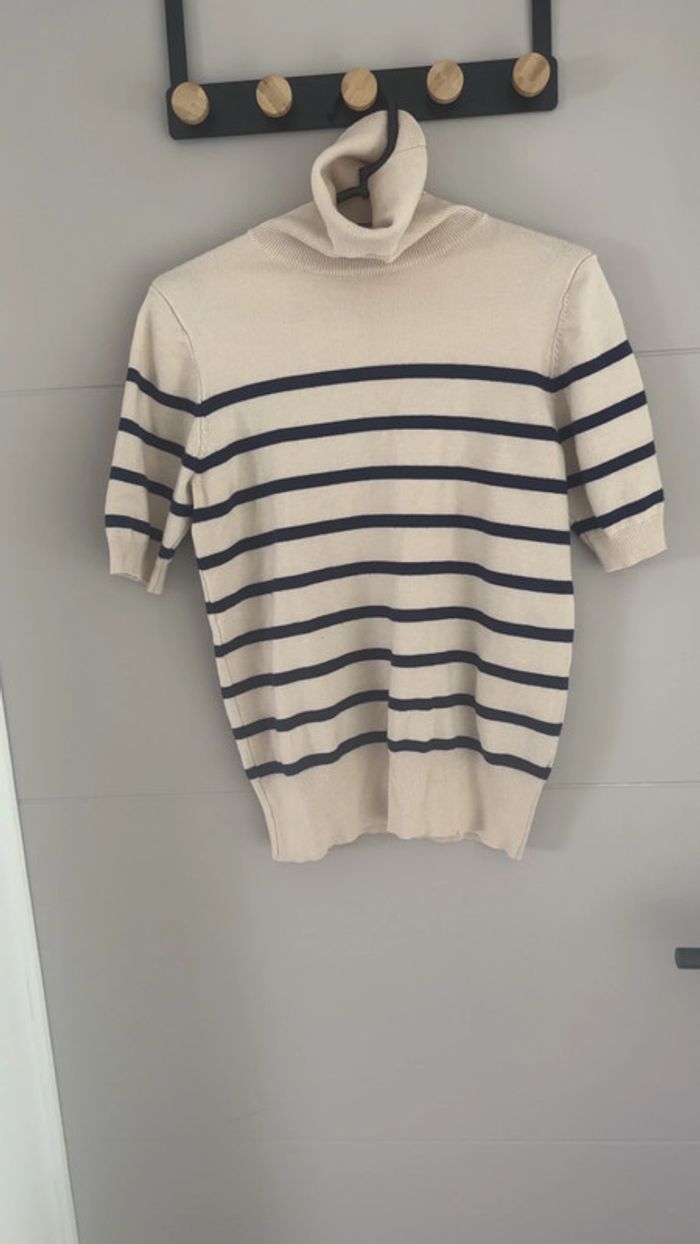 Col roulé beige à lignes bleu marine – Taille unique – Hangar 86