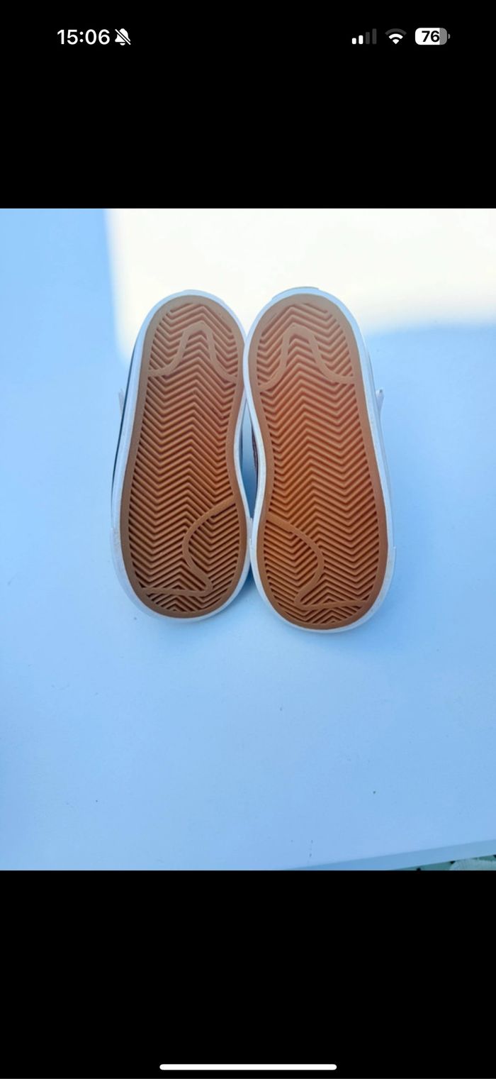 Chaussures Nike Enfant - photo numéro 3