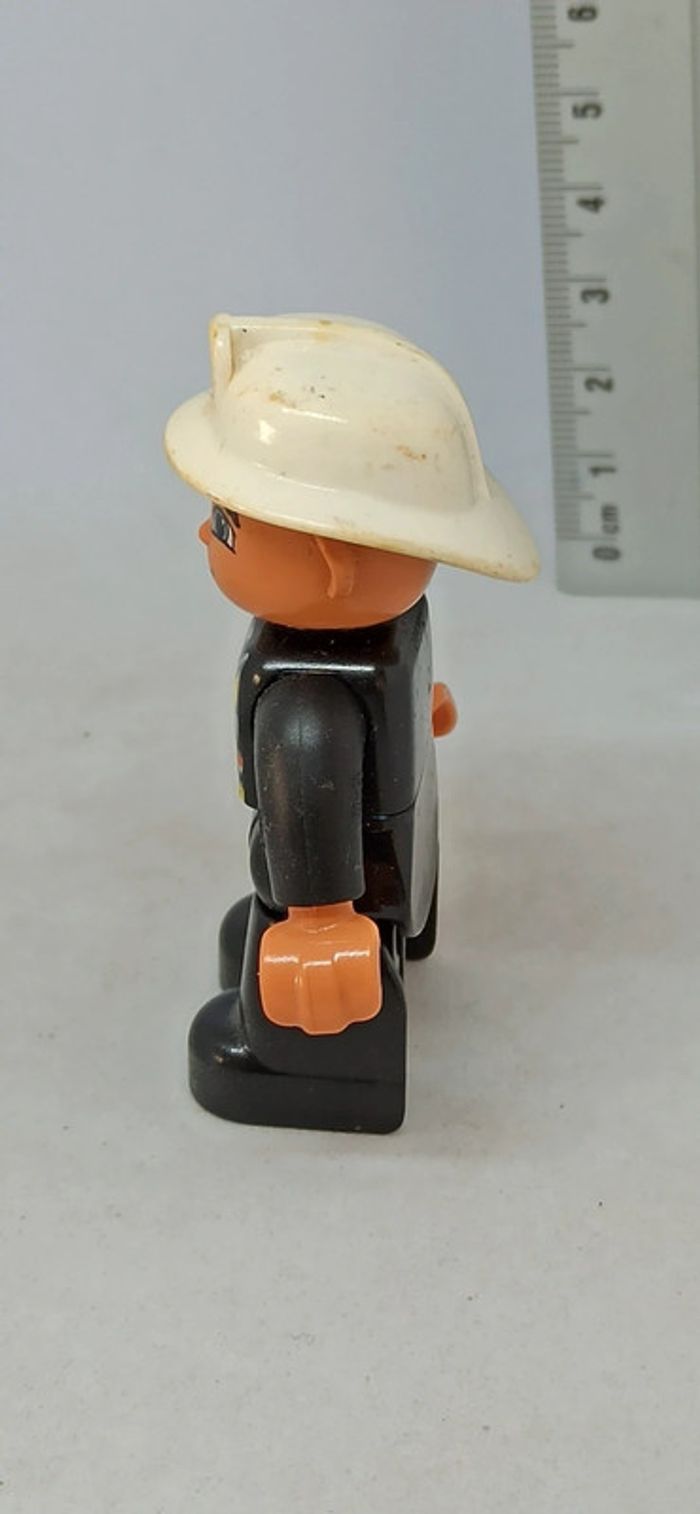 Homme pompier habits noirs lego duplo - photo numéro 5