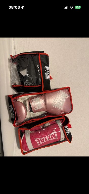 Gant de boxe  protège tibia casque