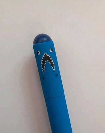 Stylo Legami Requin triste (fâché) RARE