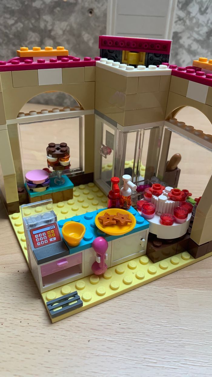 Lego Friends 41006-Boulangerie d’Heartlake City - photo numéro 5