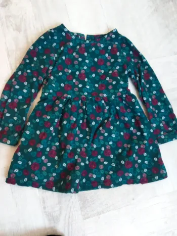 Jolie robe velours okaidi 4 ans
